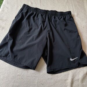 Nike Men's Dark Gray Athletic Shorts